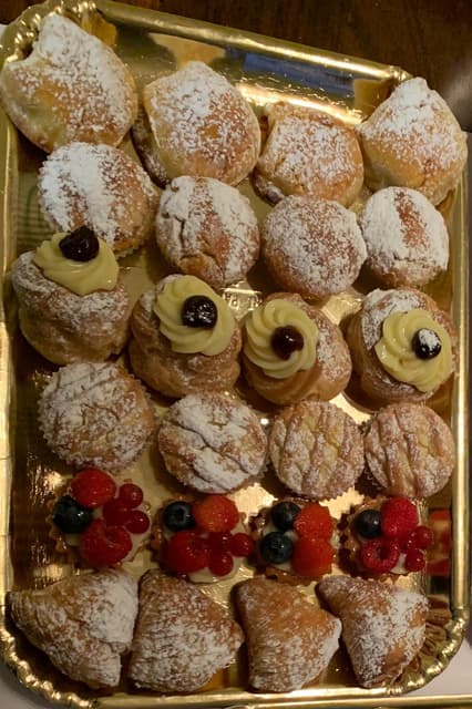 Babà Ripieno